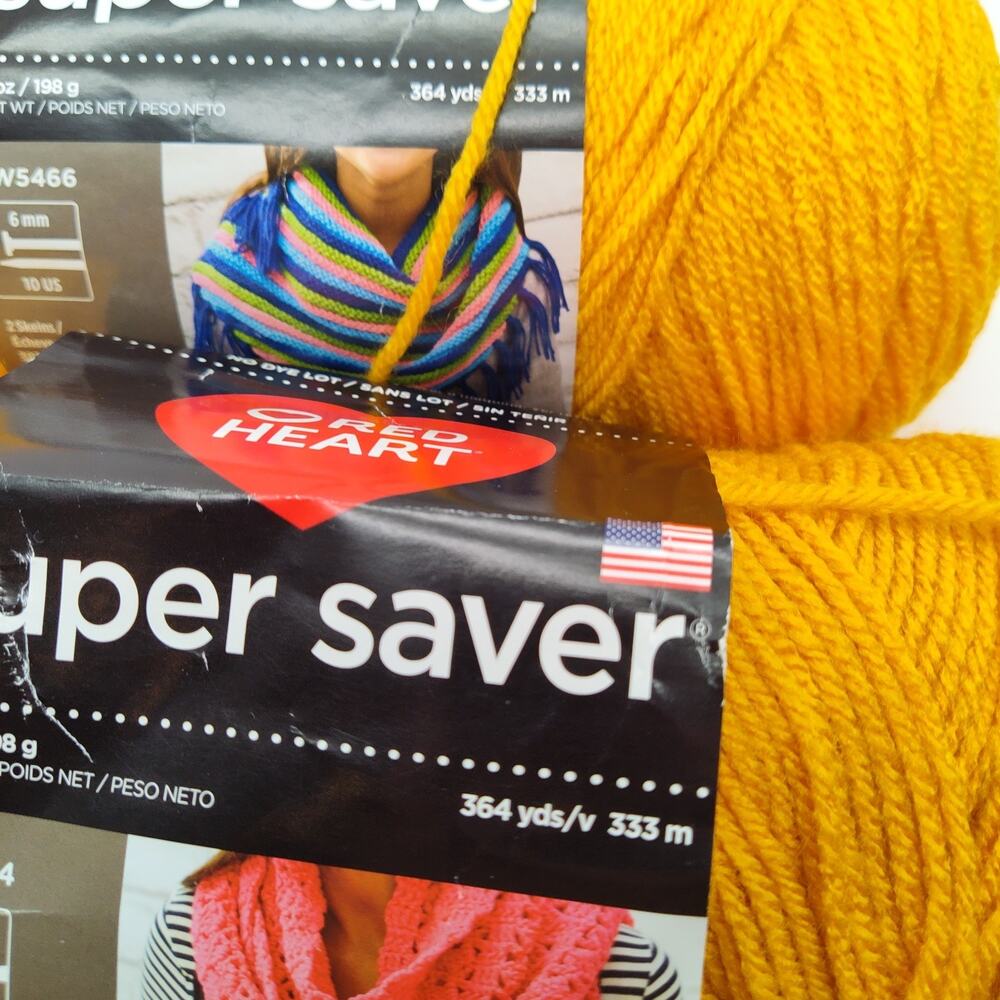 1.75 Skiens Red Heart Super Saver 364 Yd New Saffron Golden Yellow - Picture 3 of 8
